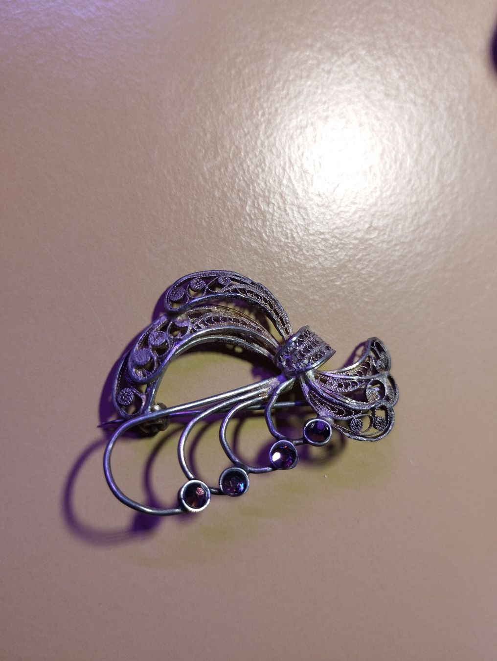 Ciondoli: Brosche, antik Silber, mit Amethysten – Usato da Ostermundigen venduto da Dinge1 7