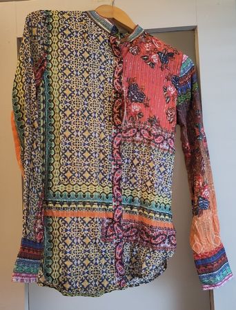 Bunte Sommerbluse von Desigual, Gr. S, neu mit Etiketten