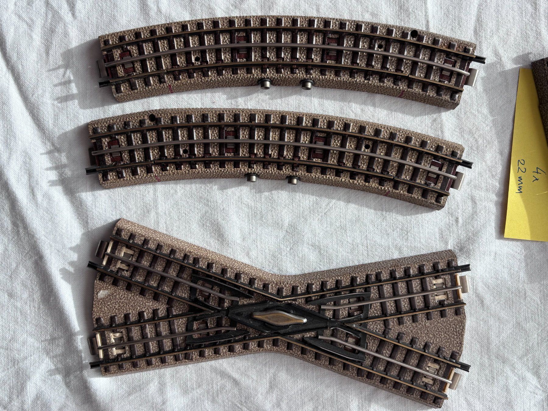 Märklin Modelleisenbahnen: Märklin Geleise – Gebraucht aus Orpund von Shivatiger 3