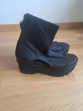 Schwarze Leder-Sandalen/Stiefeletten, Grösse 38, Top Zustand