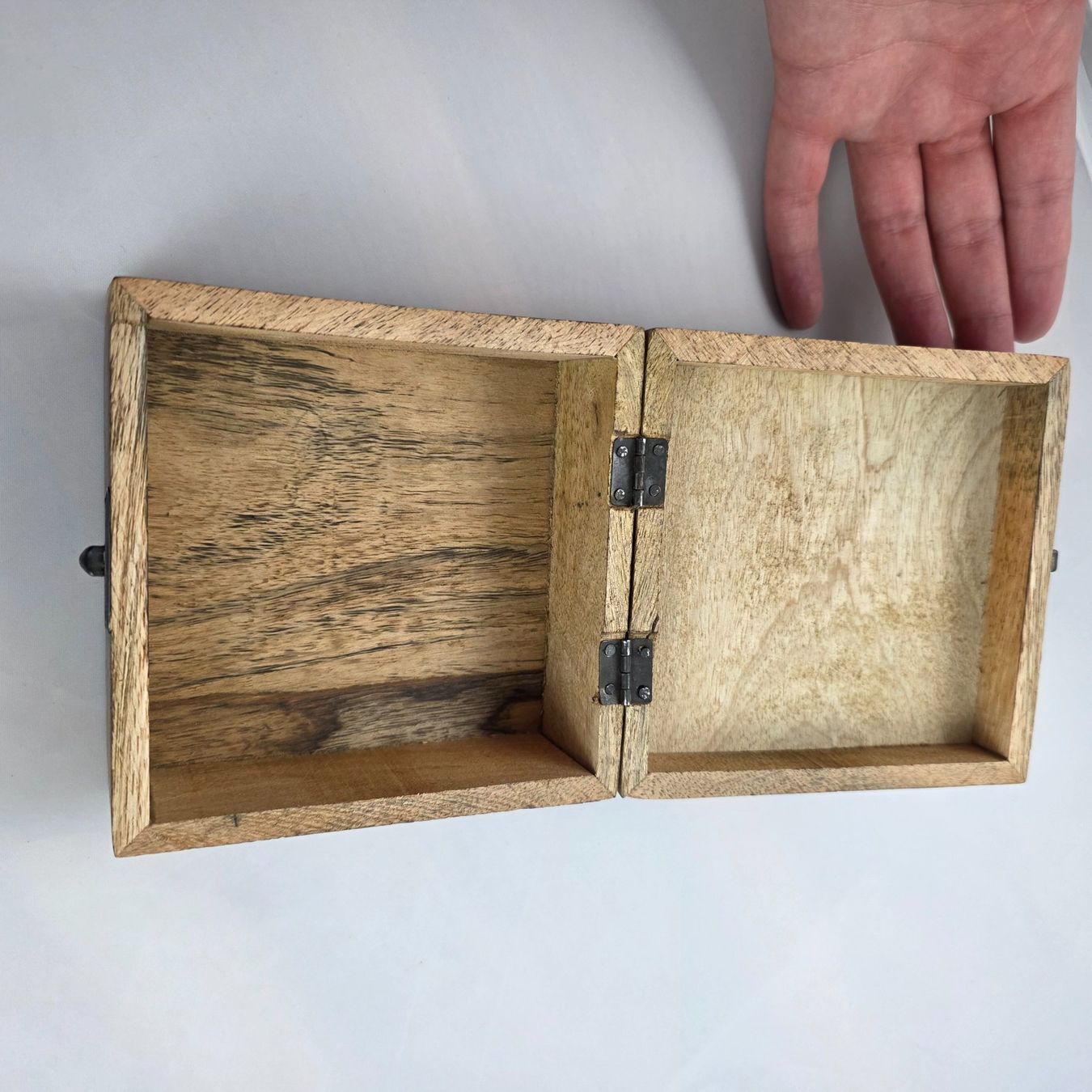 Altro per la casa: Holz Schmuckbox mit Elefant – Usato da Wald ZH venduto da Martin79 4