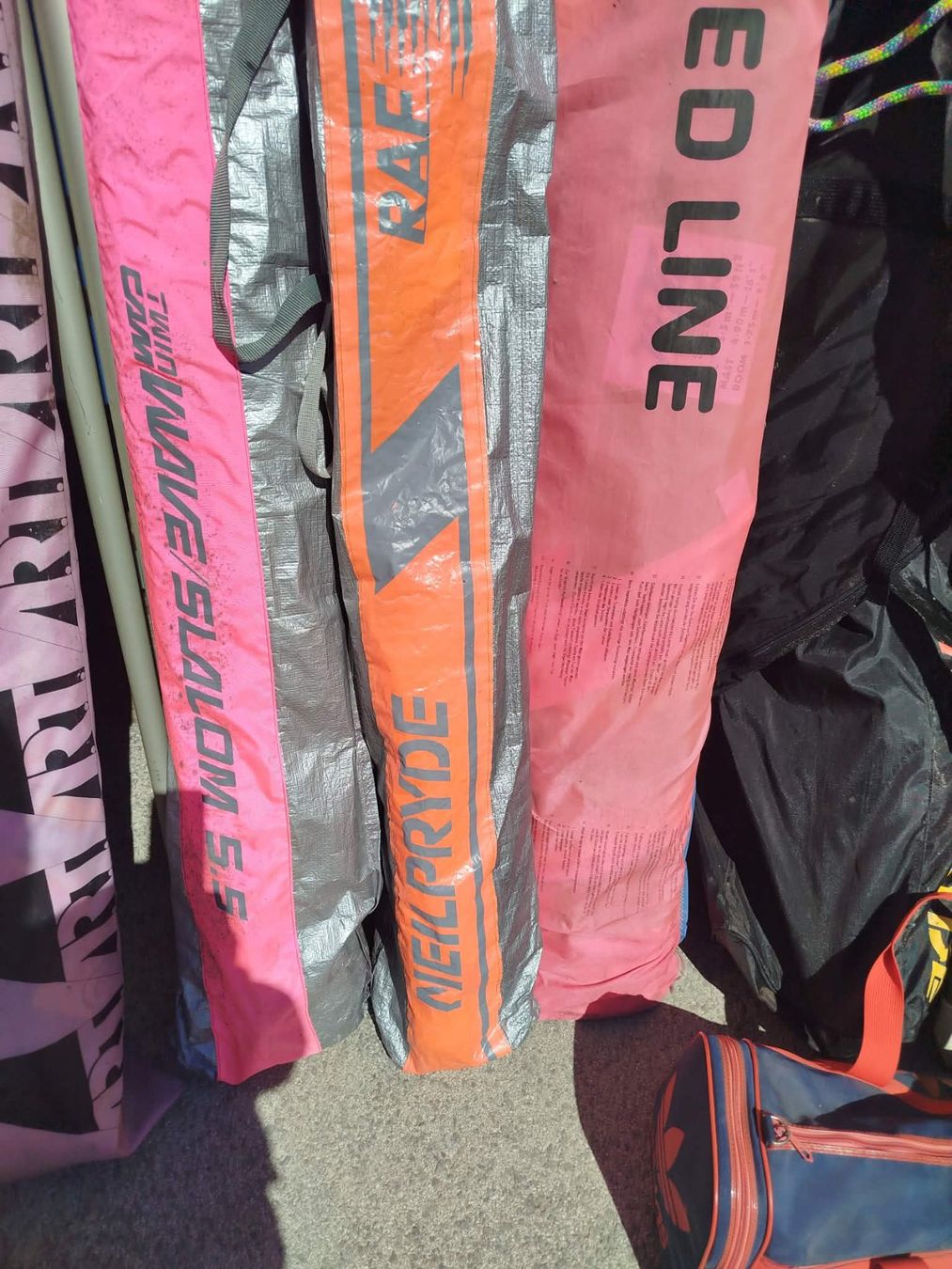 Tavole da surf e di nuoto: 2 X Planche à voile – Usato da La Chaux-de-Fonds venduto da Emmaus2300CDF 2