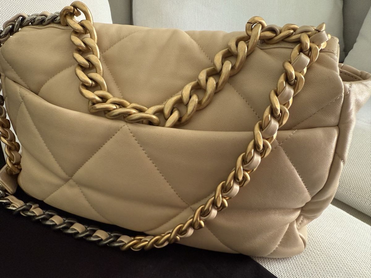 Chanel Borse da donna: Chanel 19/ beige/ Medium/ FULL SET – Usato da Zürich venduto da secondhandpassion 3