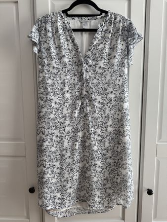 H&M Sommerkleid, Gr. 40, Blumenmuster, leicht & luftig