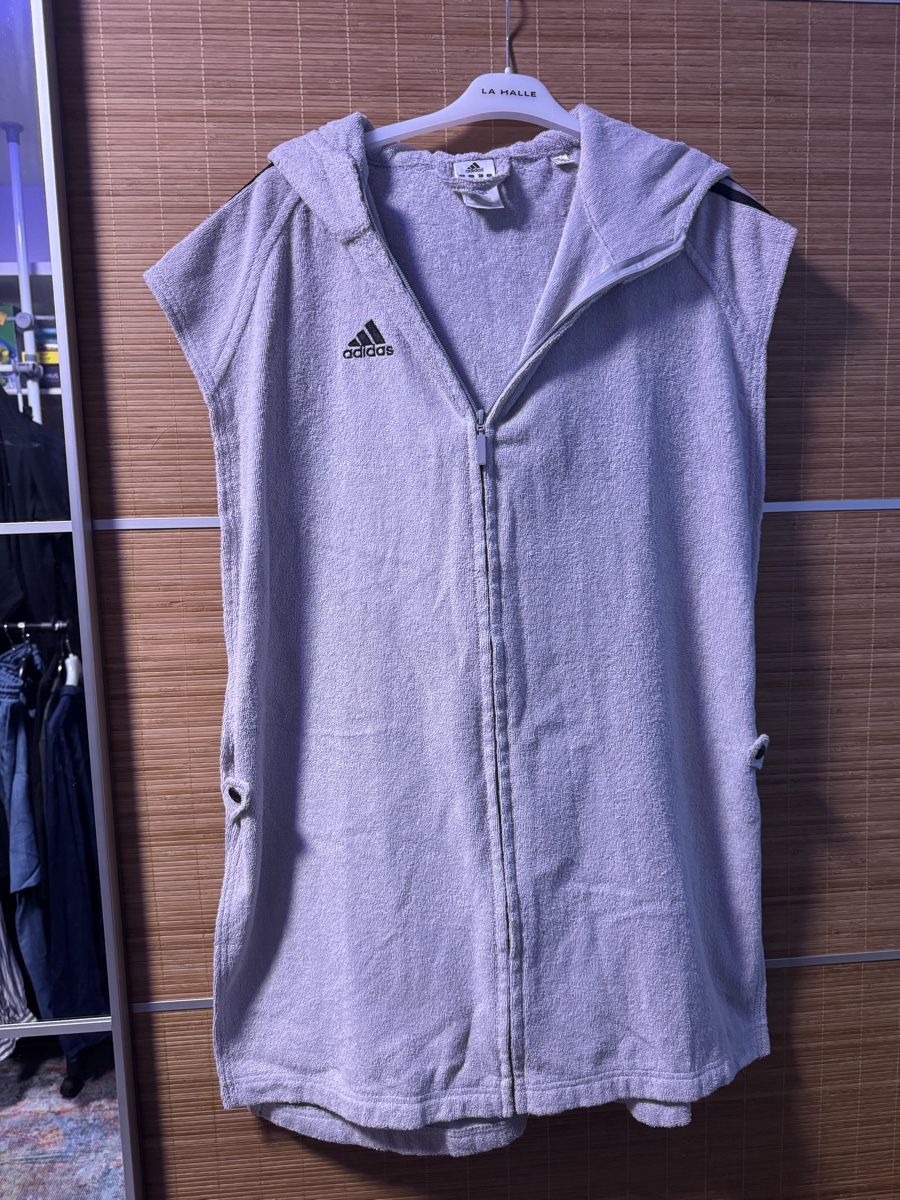 Adidas Giacche: Adidas Vintage Frottee Jacke, Einheitsgrösse – Usato da Bülach venduto da _milziv