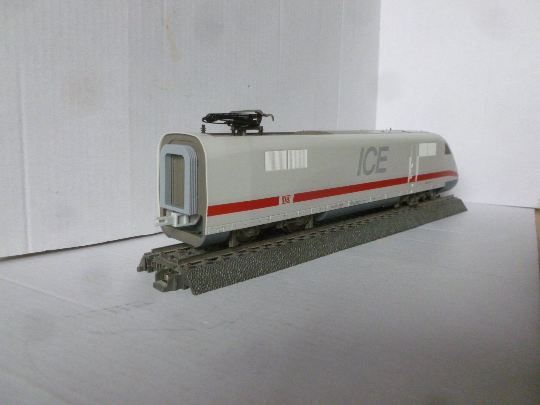 Märklin Modellini di ferrovie: Märklin ICE Triebkopf – Usato da Bubikon venduto da Br103er 2