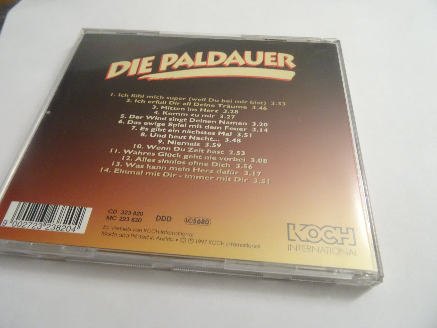 CD: Die Paldauer - Mitten ins Herz CD – Usato da Olten venduto da Disc-Ausverkauf 1
