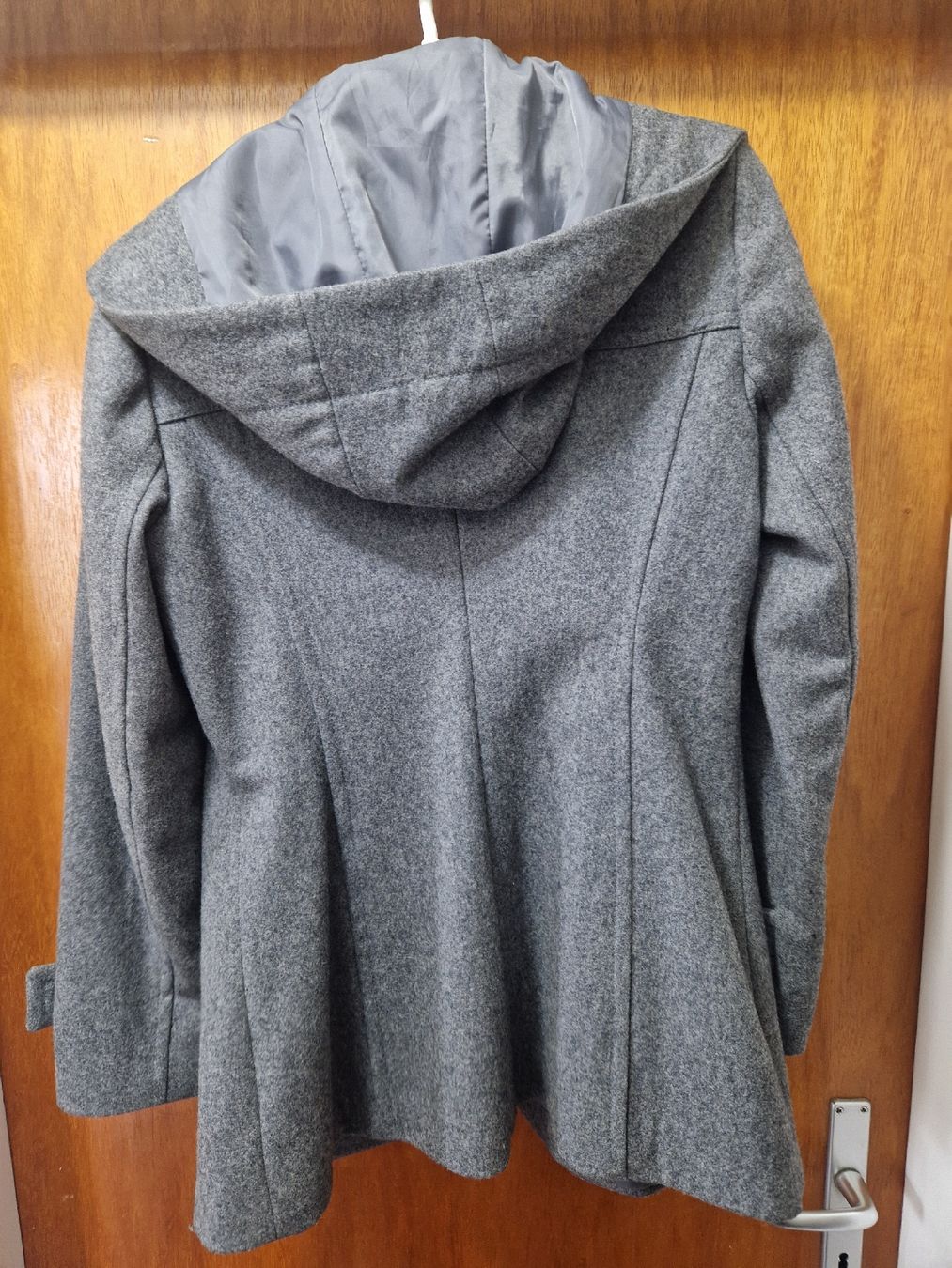 Benetton Jacken: Benetton DamenJacke grau Grösse 42 – Gebraucht aus Münchenbuchsee von Ludo_Braenz 6