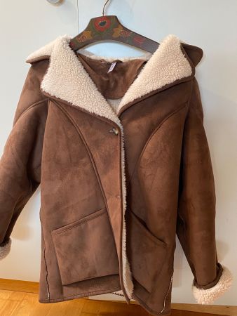 Winterjacke aus Wildlederimitat