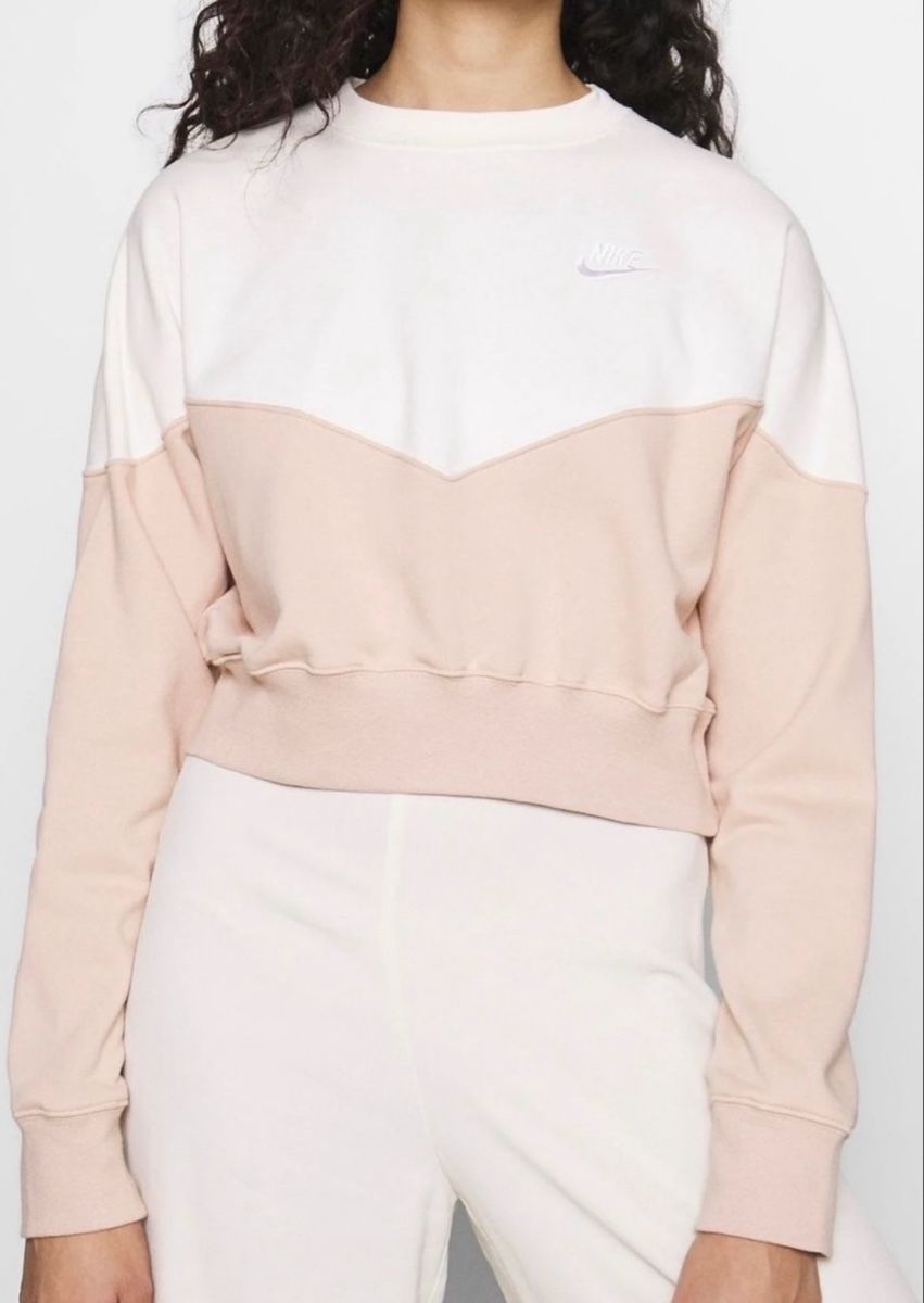 Nike Maglioni & Felpe: Nike Pullover Crop Top Neu! – Nuovo (secondo la descrizione) da Baden venduto da Tiffany6878