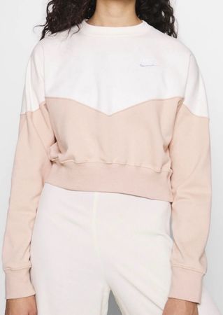 Nike Pullover Crop Top Neu!