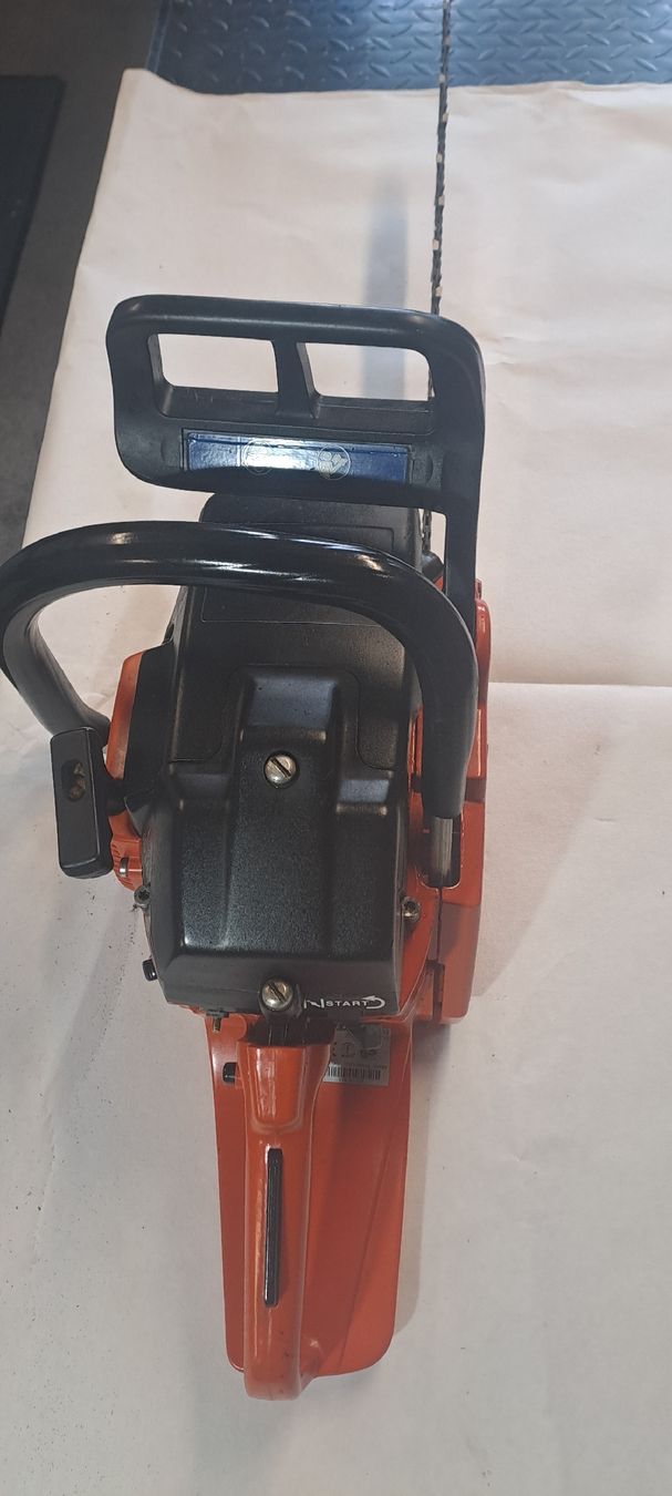Dolmar Seghe: Dolmar Motorsäge 6800i, 5ps,50cm – Usato da Bilten venduto da Zschweiz 6