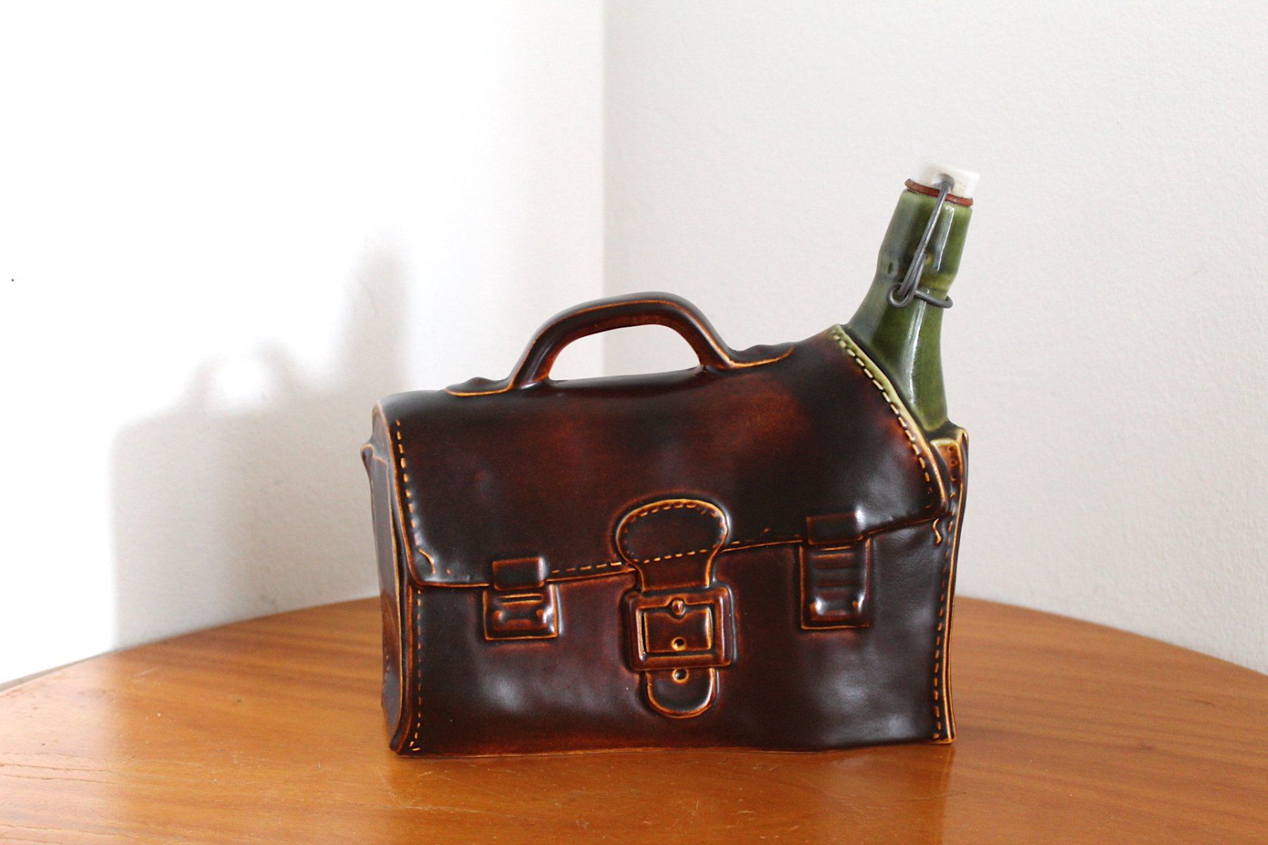Altro: Vintage , Keramik-Schnapsflasche - Aktentasche – Usato da Locarno venduto da fripui