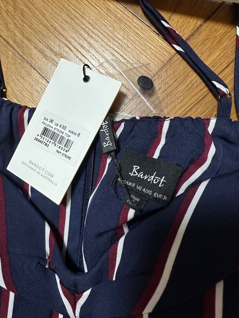 Top: NEU Bardot elegantes Top, schulterfrei – Nuovo e nell'imballaggio originale da Zürich venduto da ong8 6