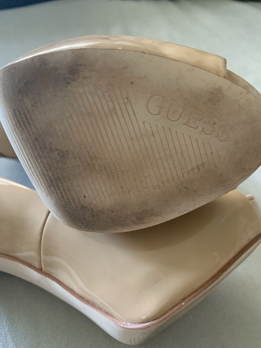 Guess Scarpe da donna: Guess Schuhe – Usato da Bergdietikon venduto da zor_856j 5