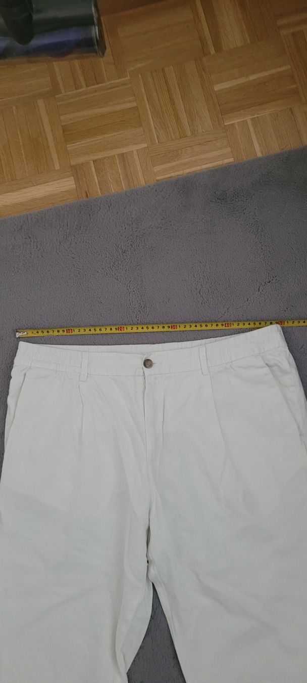H&M Hosen: Pantalon  jean elastique en coton /H&M  taille 50 – Neu (gemäss Beschreibung) aus Vevey von x_y_f 1