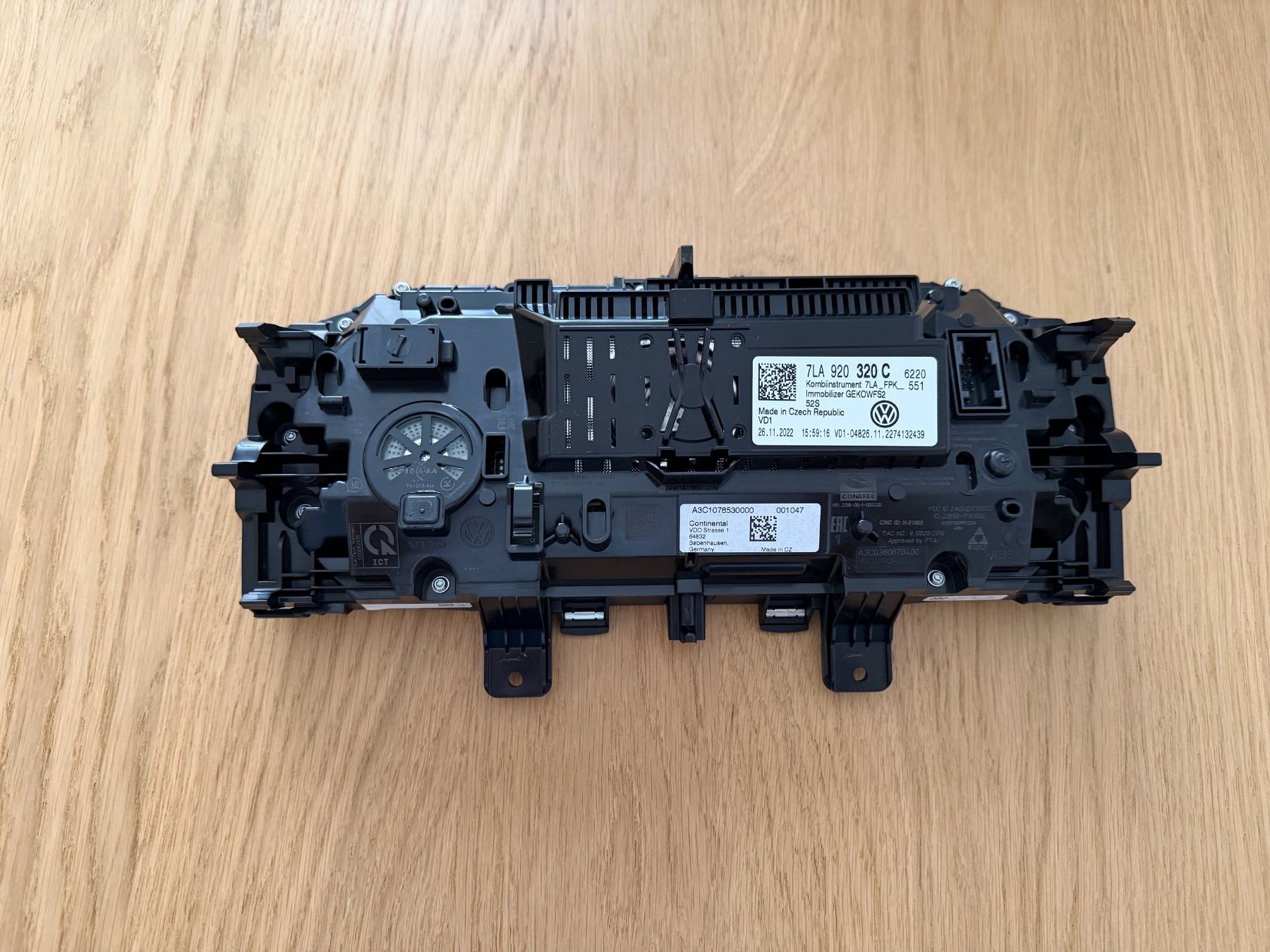 VW Toutes les pièces auto: Tacho Digitalbildschirm VW T6.1 – D'occasion à St. Gallen par mat_qd8n 2