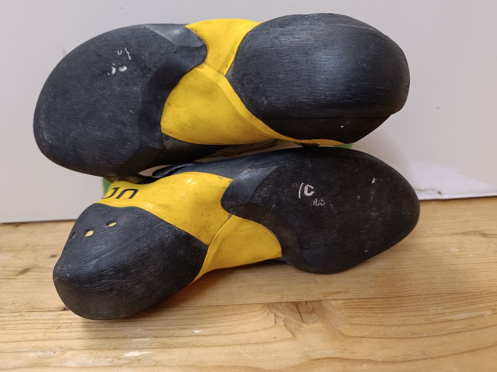 Scarpe da uomo: Kletterschuhe ocun oxi – Usato da tägerwilen venduto da ma_x_ne 3
