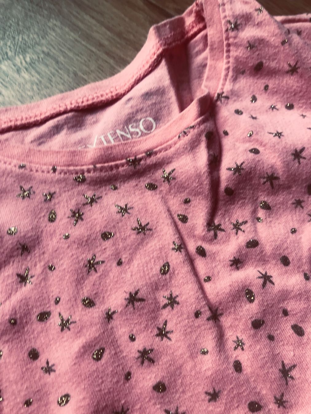 Hemden, T-Shirts & Polos: Girl Top 6Yrs 113-119cm – Gebraucht aus Brugg AG von Magna3 1