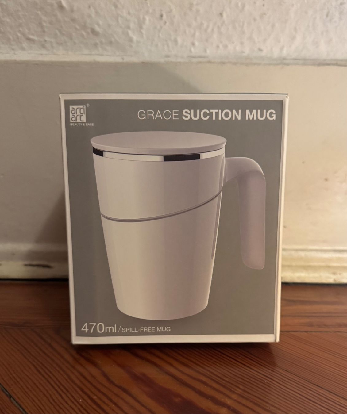 Tazze: Grace Suction Mug – Nuovo e nell'imballaggio originale da Genève venduto da VP_K
