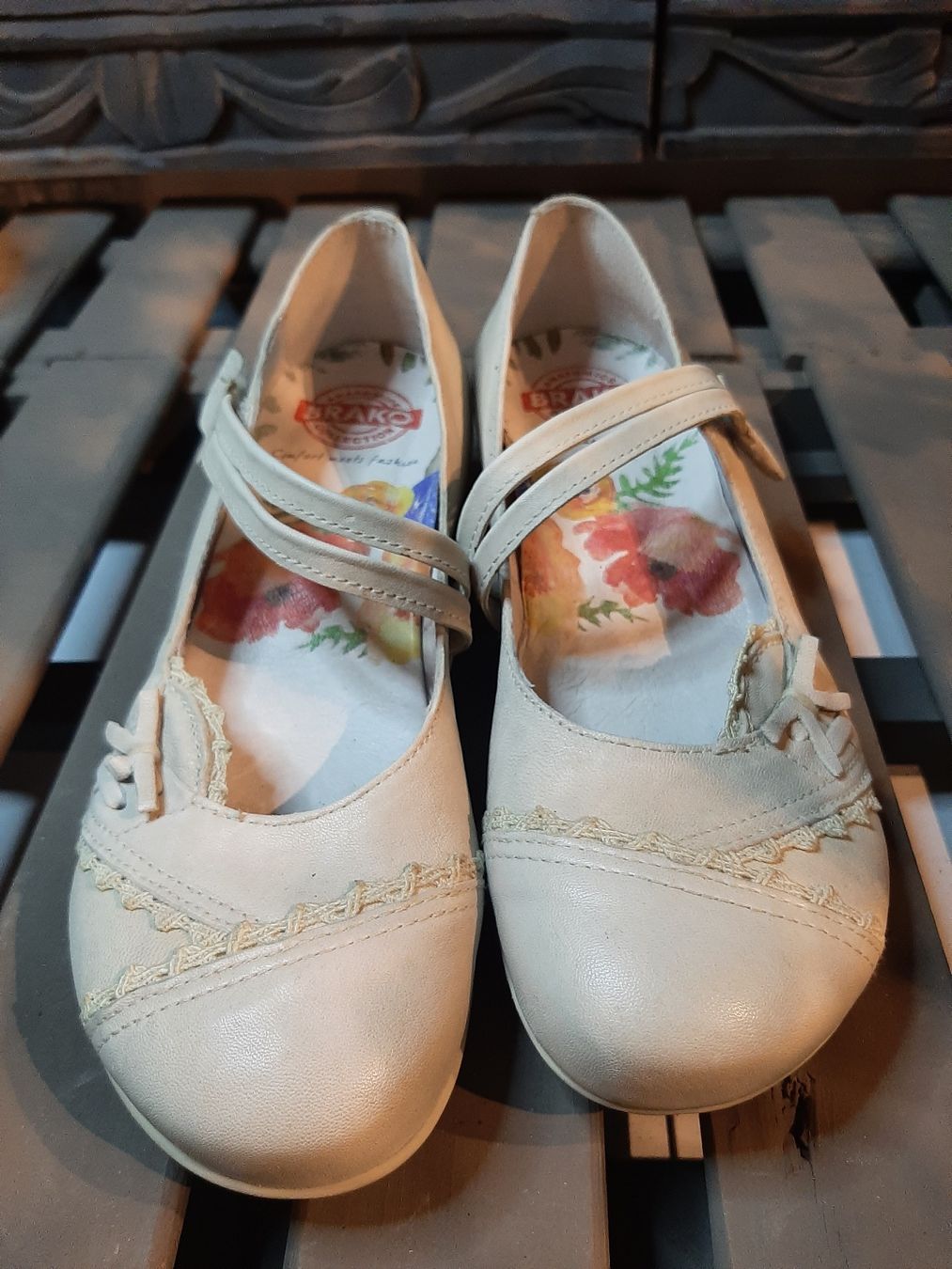 Scarpe da donna: Brako Ballerinas Spangenschuhe Spangenpumps off withe 38 – Nuovo (secondo la descrizione) da Bern venduto da Preloved.Nile.4.Sale 1