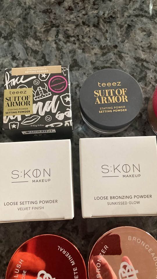 Maquillage: Schmink Set Puder – D'occasion à Rudolfstetten par Stellina1975 2