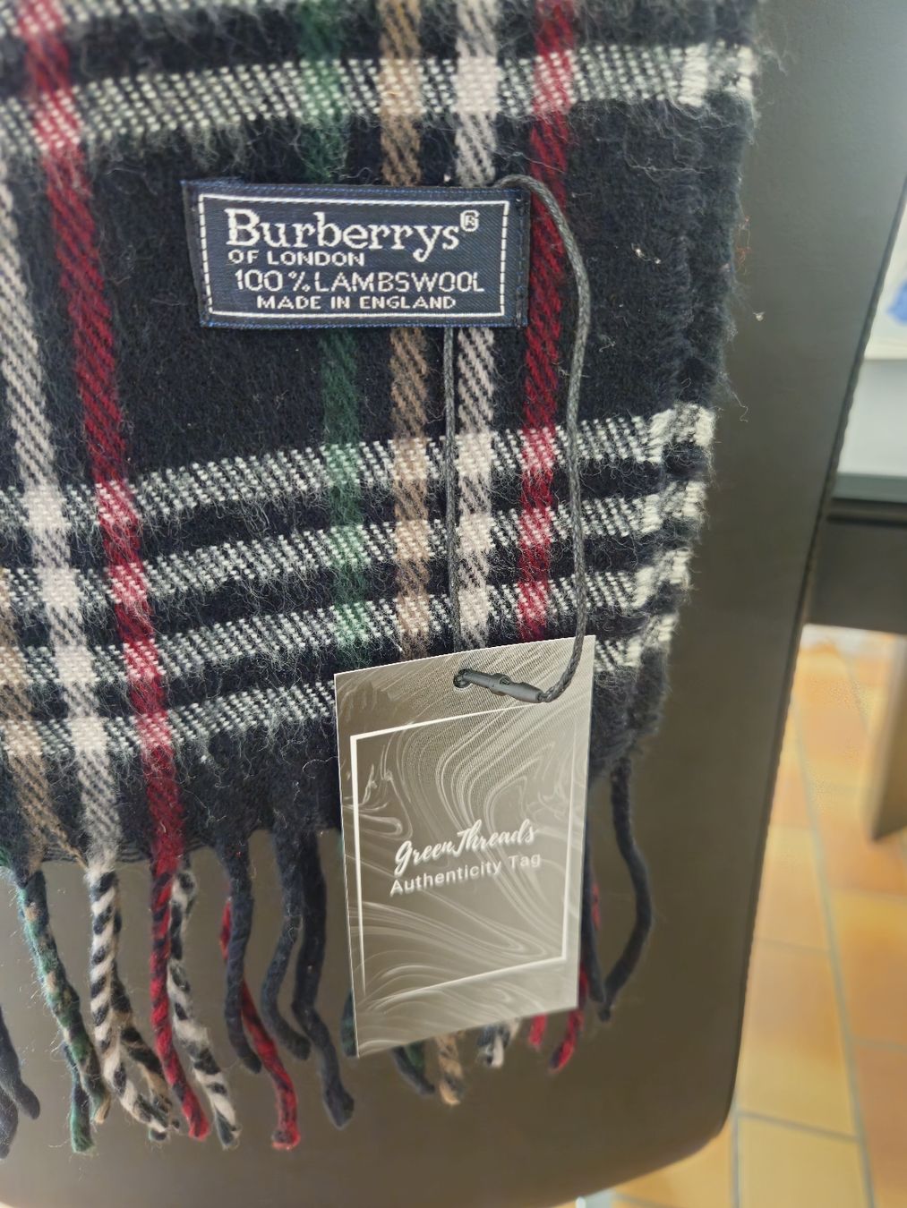 Burberry Foulard & Sciarpe: vintage Burberry Schal – Usato da Bern venduto da Michael-06 1
