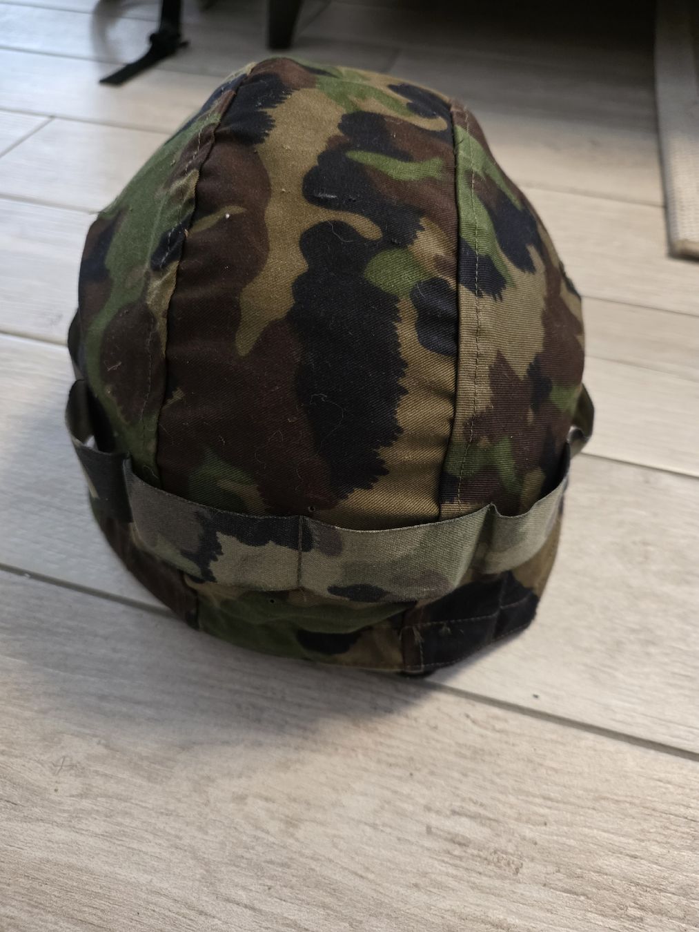 Uniformi & Effetti personali: Helm Militär Armee  – Usato da Dorf venduto da Echo_Elements 2