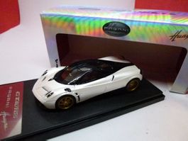 Pagani Huayra = top Rarität - weiss/schwarz von GT Autos ltd