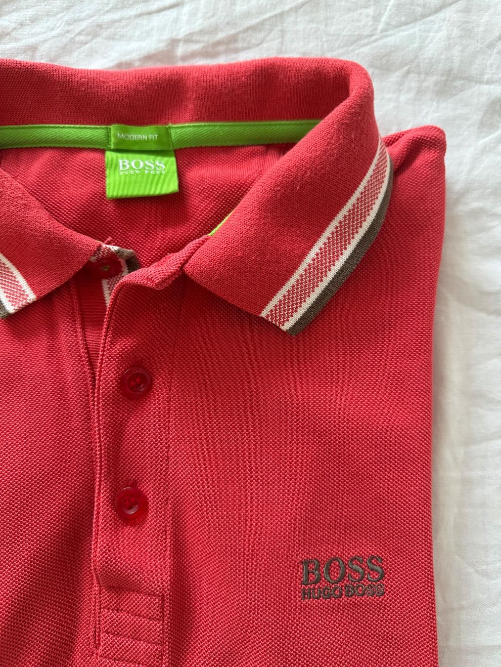 Hugo Boss Magliette Polo: Polo Hugo Boss, Taille M – Nuovo (secondo la descrizione) da Moutier venduto da Vane-Ortiz 3