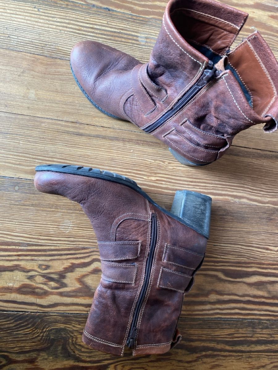Think Scarpe da donna: Think bottines 37 – Usato da Neuchâtel venduto da malv 1