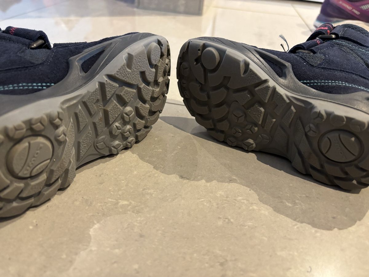 Lowa Scarpe per ragazzi: Lowa, Winterschuhe, Grösse 26 – Usato da Münchenbuchsee venduto da pulvfr 3