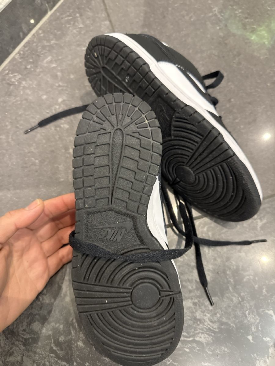 Nike Scarpe da uomo: Nike Dunk Low Panda, Gr. 38, Top Zustand – Nuovo (secondo la descrizione) da Rorschach venduto da elvi20 2