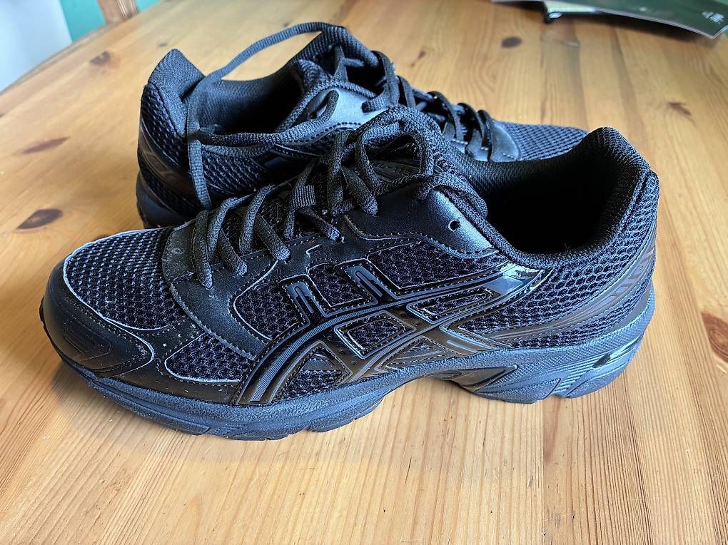 Scarpe da uomo: ASICS Gel-1130 Grösse 45 – Usato da Bern venduto da Sebivf