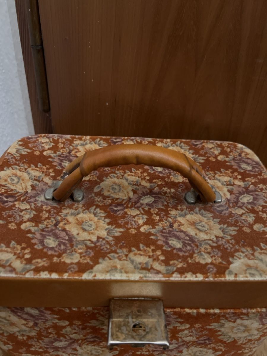 Valigie: Vintage | Leder Kosmetikkoffer – Usato da Basel venduto da SimpleE 1