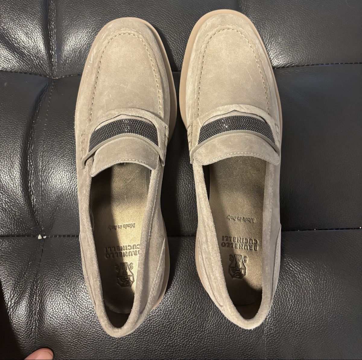 Brunello Cucinelli Scarpe da donna: Brunello Cucinelli Grey Loafers – Usato da Chur venduto da Cuteclothes7k 1