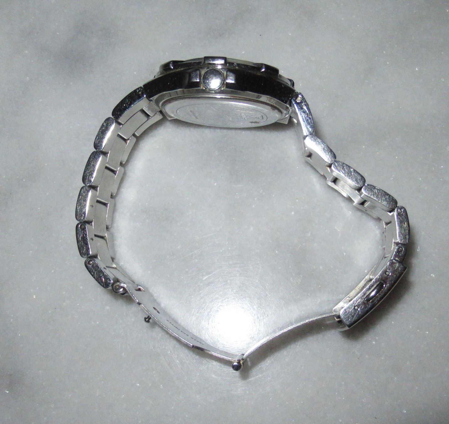 Guess Uhren: EXKLUSIVE DESIGNER-UHR "GUESS" ZIRKONE NP 229 CHF – Gebraucht aus Au ZH von FashionConsultant 5
