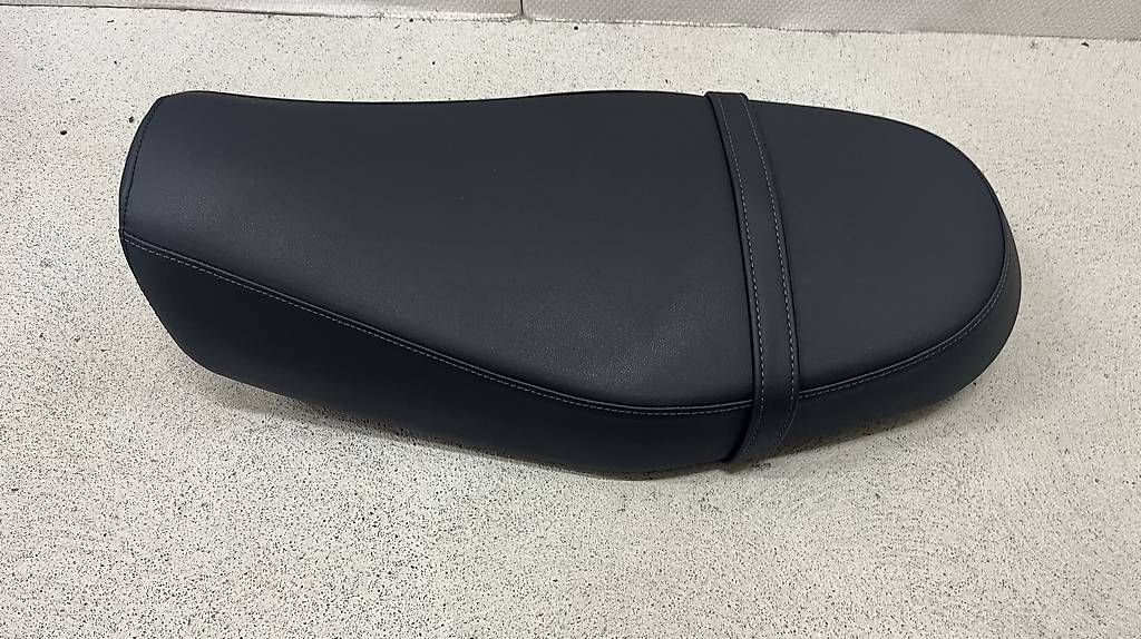 Toutes les pièces détachées moto: Yamaha XSR700 Einsitzer / Sitzbank / short bench – D'occasion à Birmensdorf ZH par onlineflo