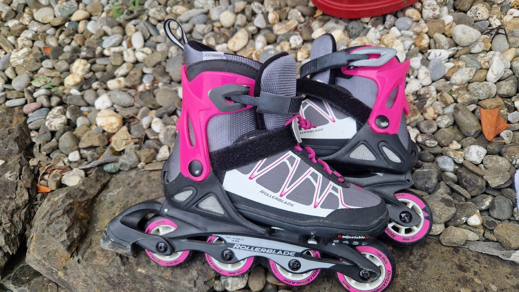 Pattini in linea & Pattini a rotelle: Inlineskates für Kinder – Usato da Lutzenberg venduto da Pahaja 1