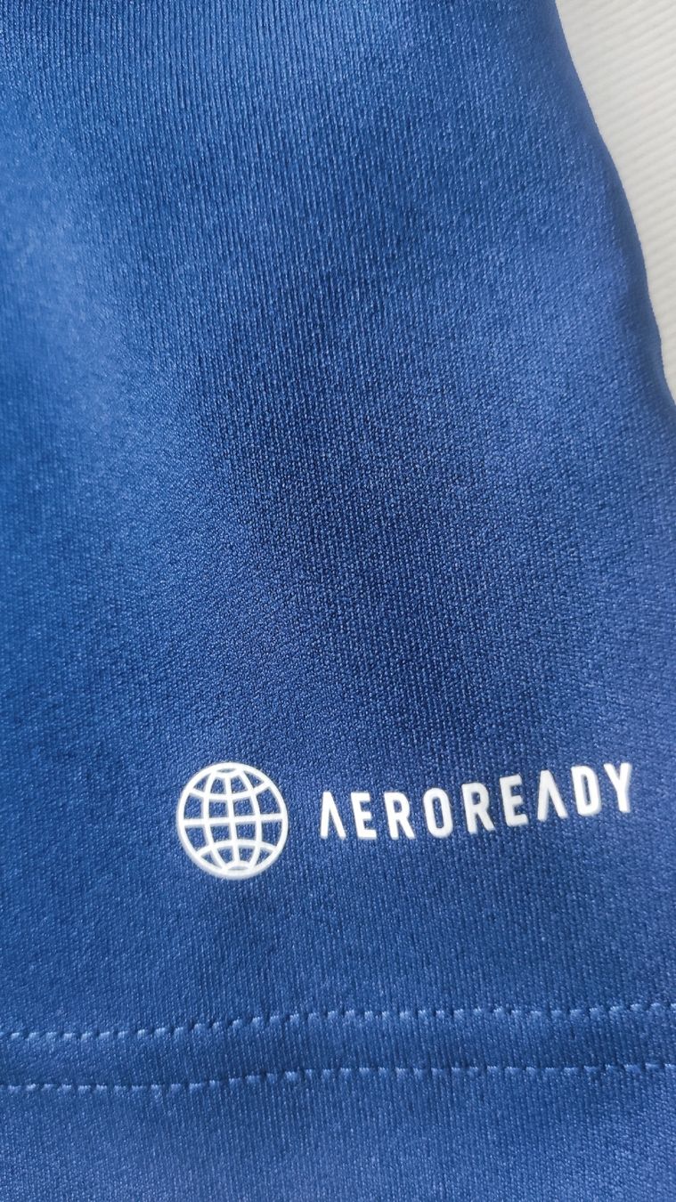 Adidas Canottiere & Pantaloni: Adidas, Blau, Grösse L – Usato da Stäfa venduto da modeflash 1