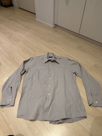 Hugo Boss Hemd, Gr. 42, hellgrau Top Zustand !!!