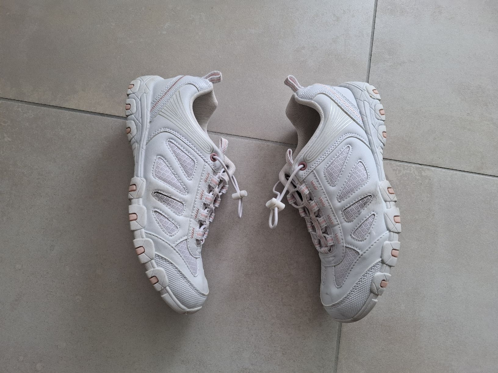 Graceland Scarpe da donna: Baskets 39 lacets élastiques Graceland – Usato da Bulle venduto da xixime 3