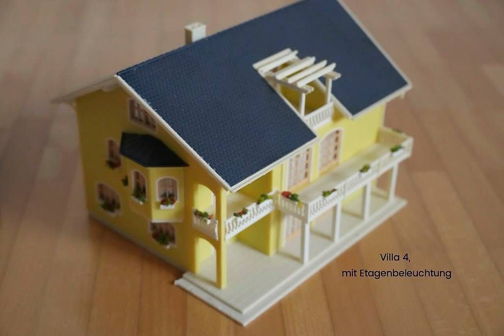Modellini di ferrovie: Bahnhof und 4 Villen H0 – Usato da Untersiggenthal venduto da gra_b2nk 3