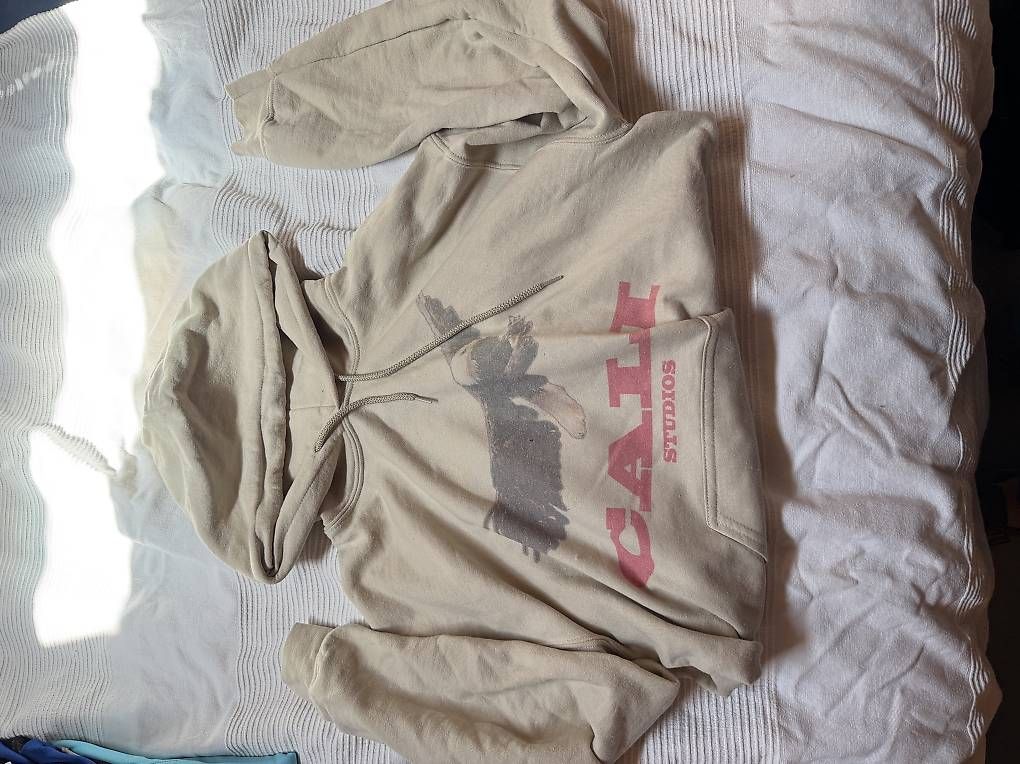 Maglioni & Felpe: Cali studios Hoodie beige – Usato da Geuensee venduto da mar_ld75