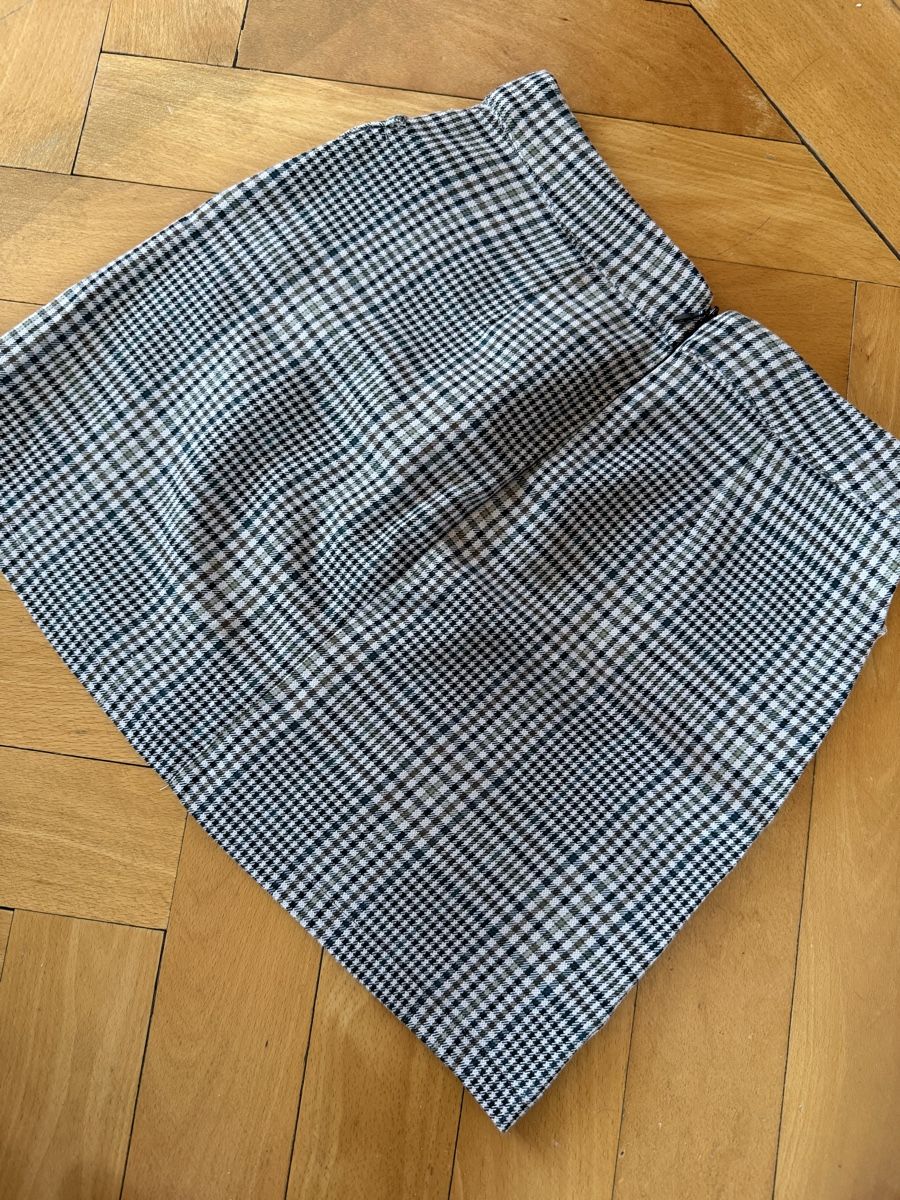 Pull&Bear Gonne: Damen Rock S/36 – Usato da Luzern venduto da sarahxtwilight 1