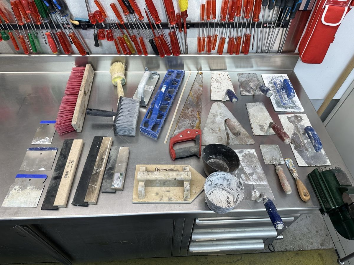 Tutti gli attrezzi: Werkzeug Set  – Usato da Schwende venduto da weesli