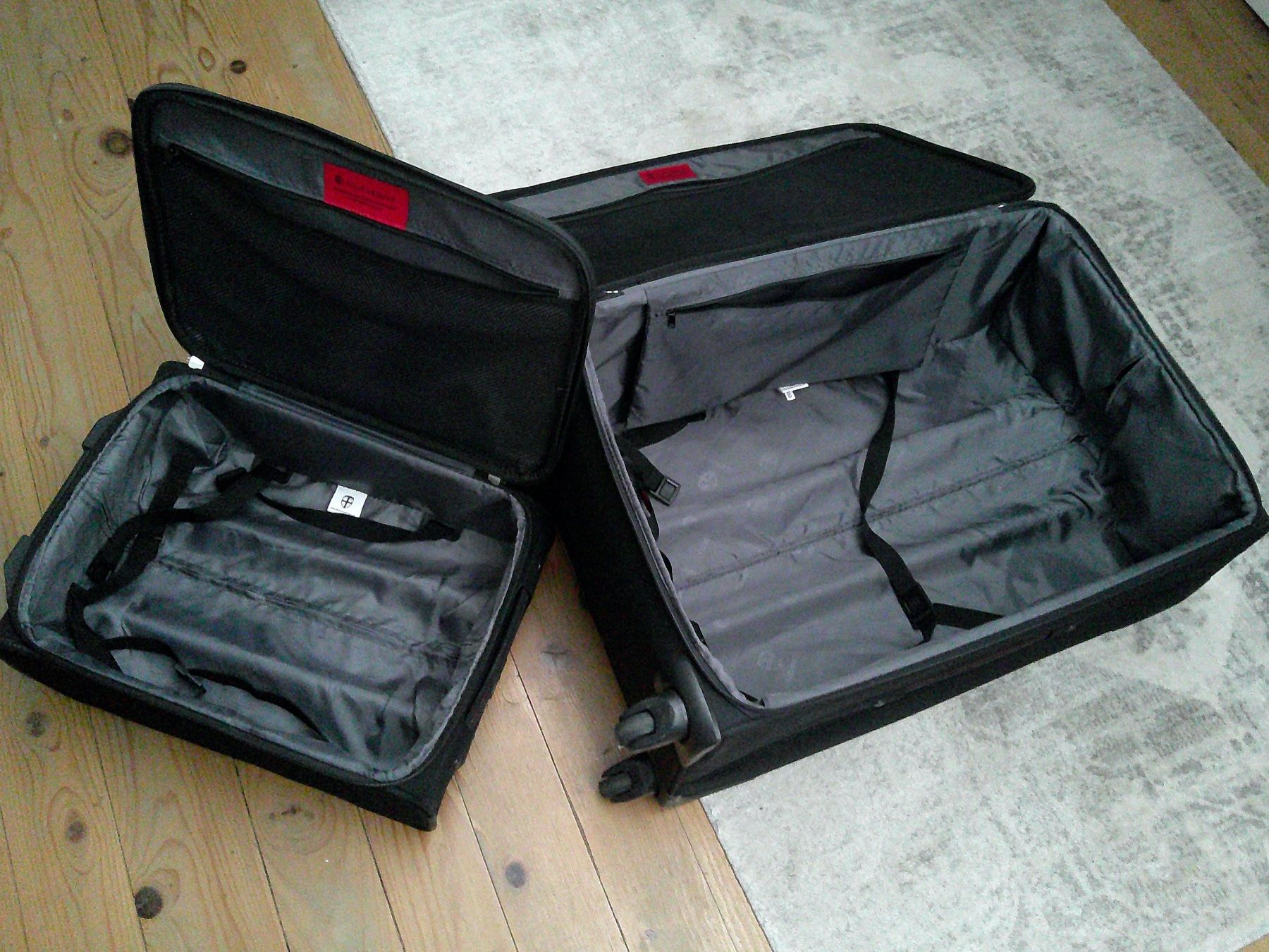 Valigie: Koffer Set. 2teilig / Rollkoffer Ellehammer – Usato da Duggingen venduto da NostalgieTrend 5