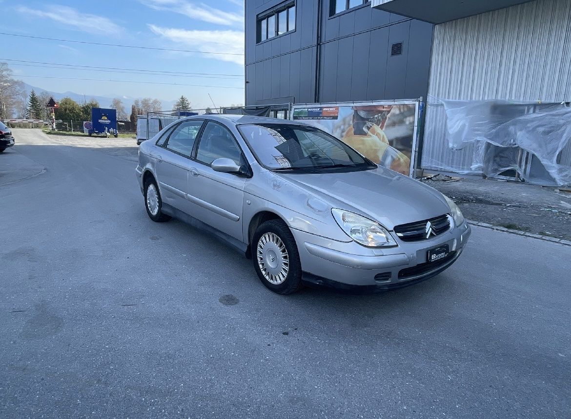 Citroën Autos: CITROEN C5 3.0 i V6 – D'occasion à St. Margrethen SG par ERA1 1