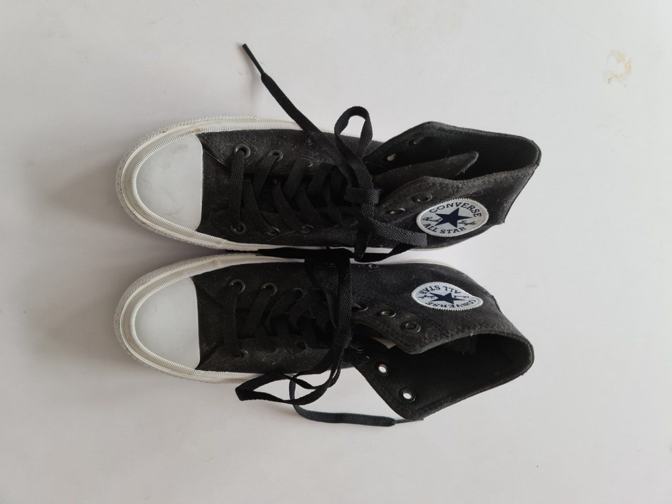 Converse Scarpe da donna: converse noir excellent état – Usato da Cheseaux sur Lausanne venduto da pan_skd5 1
