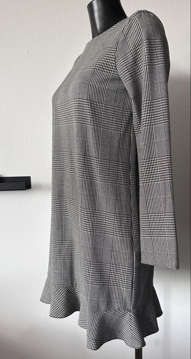 Zara Kleider: ZARA Gr M Kleid kariert TOP – Gebraucht aus Rickenbach b. Wil von sunneschii_ 1